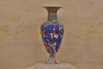 V-MND008